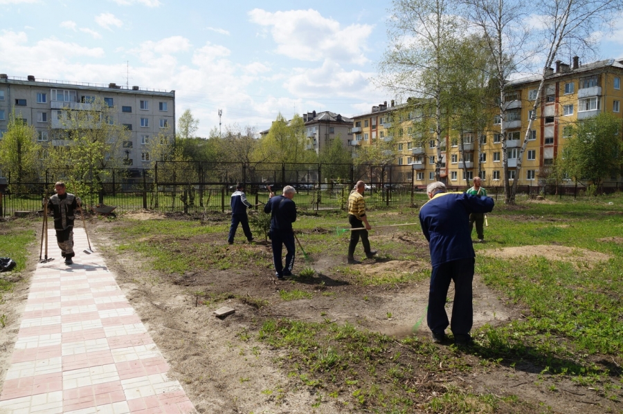 В городе прошел субботник по очистке территории общественного пространства «ПапаДРОМ» В городе прошел субботник по очистке территории общественного пространства «ПапаДРОМ»