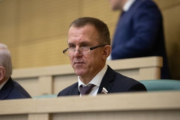 Сенатор Владимир Кравченко предложил законопроект о поддержке резидентов ТОР Сенатор Владимир Кравченко предложил законопроект о поддержке резидентов ТОР