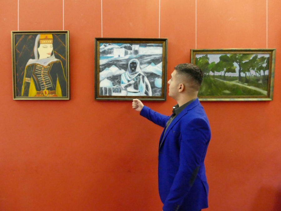 Выставка картин северского офицера открылась в Томске Выставка картин северского офицера открылась в Томске