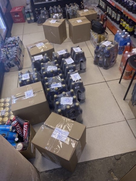 В Северске пресечена незаконная реализация около тонны алкогольной продукции В Северске пресечена незаконная реализация около тонны алкогольной продукции