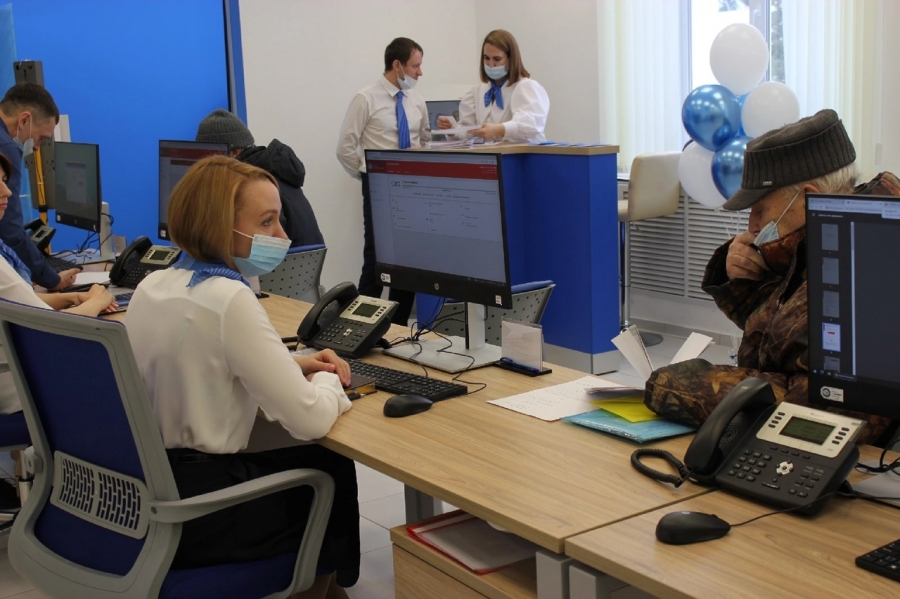 После переезда в новое помещение официально открылся северский клиентский офис РИР После переезда в новое помещение официально открылся северский клиентский офис РИР