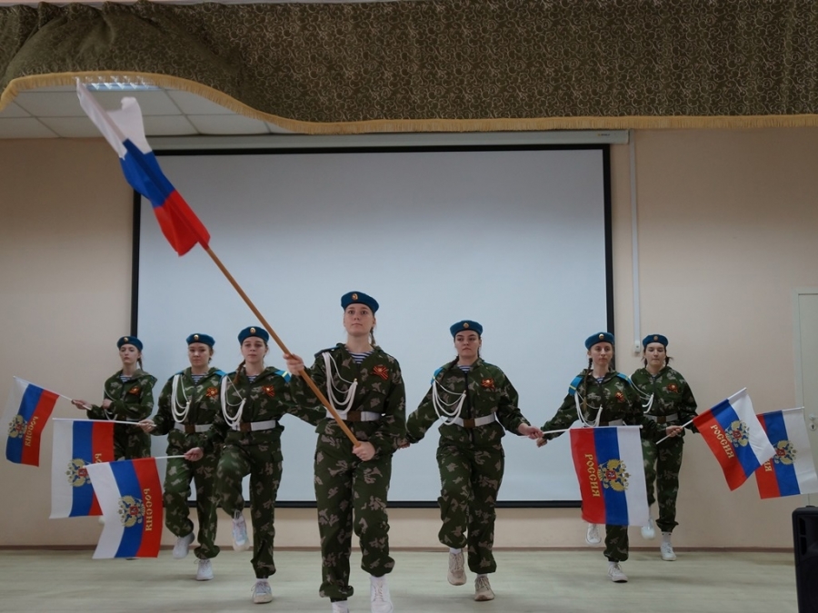 Военнослужащие Росгвардии оценили мастерство участниц военно-патриотического конкурса «Девушки в погонах» Военнослужащие Росгвардии оценили мастерство участниц военно-патриотического конкурса «Девушки в погонах»