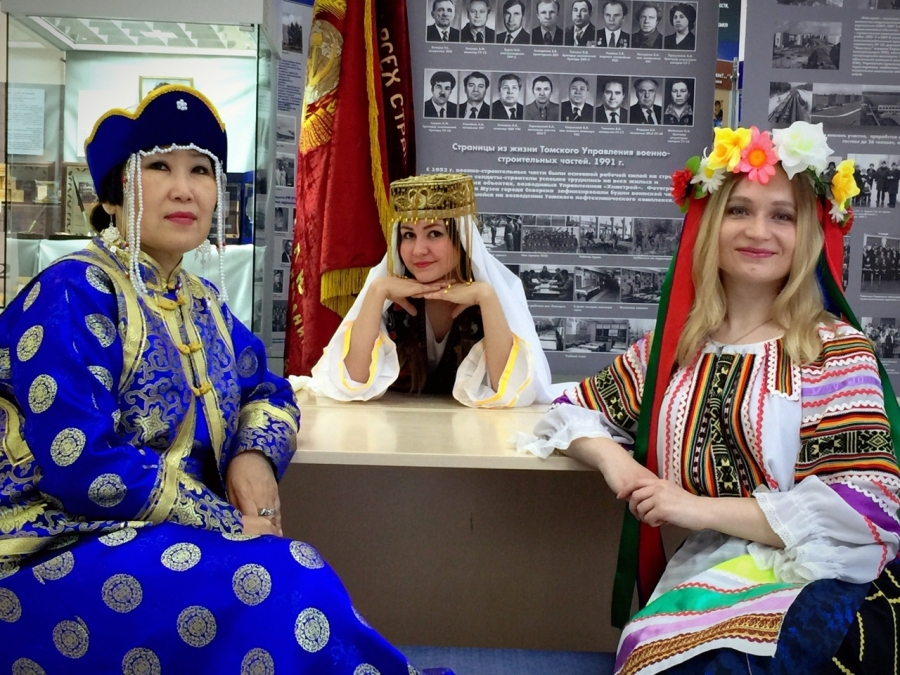 Калейдоскоп народного искусства и культурного наследия народов Томской области Калейдоскоп народного искусства и культурного наследия народов Томской области
