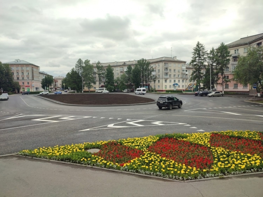 В Северске завершились работы в рамках федерального проекта «Безопасные качественные дороги» В Северске завершились работы в рамках федерального проекта «Безопасные качественные дороги»