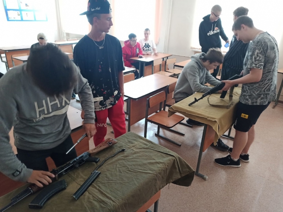 В СПК проходят учебные сборы по основам военной службы. В СПК проходят учебные сборы по основам военной службы.