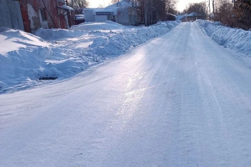Прокуратура потребовала очистить от снега и наледи дороги в поселке Самусь Прокуратура потребовала очистить от снега и наледи дороги в поселке Самусь