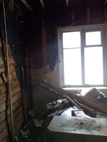 Восемь человек были эвакуированы из горящего дома на Калинина Восемь человек были эвакуированы из горящего дома на Калинина